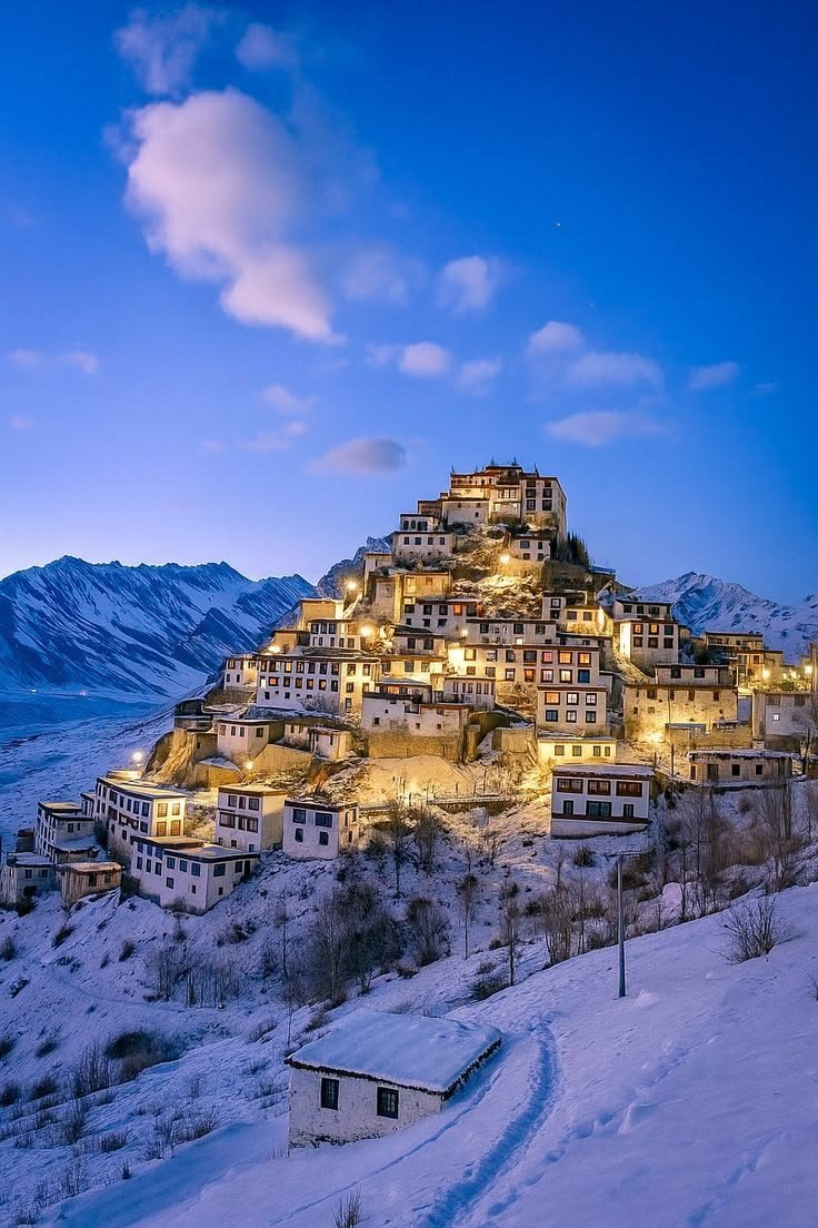 Mussoorie and Dhanaulti Tour Package